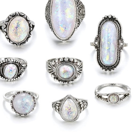 🎁🏆Set of 8 Silver Moonstone Rings - Picture 2 of 5